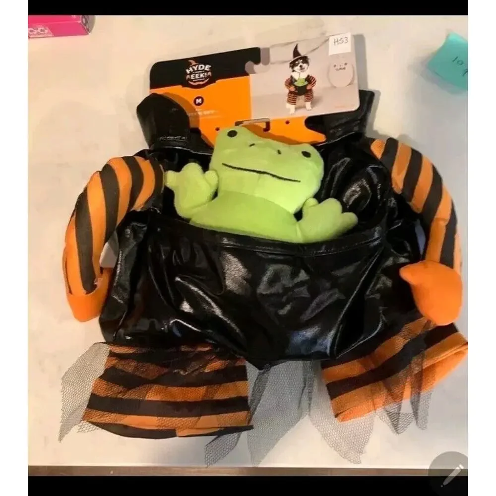 PET Halloween Costume Witch With Removable PET FROG Size medium NEW